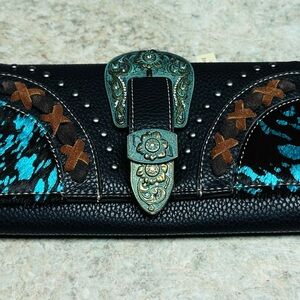 Montana West Buckle Cowhide Accent Wallet
